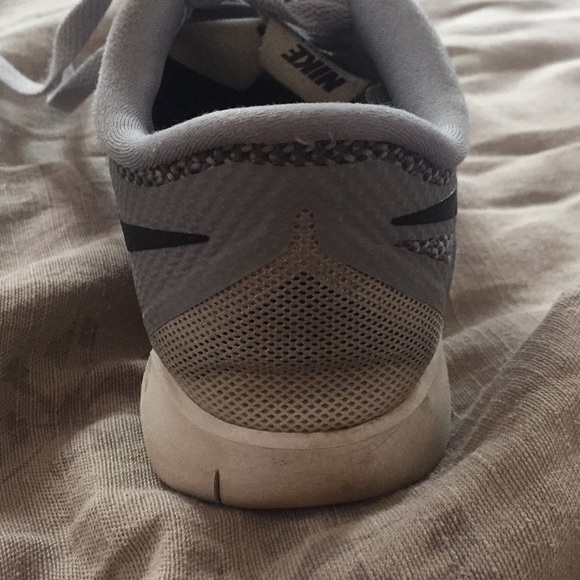 Grey Nike’s - Picture 3 of 3